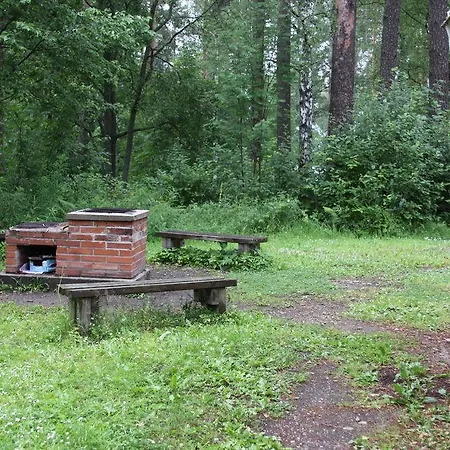 Huhtiniemi Camping מלון לאפינרנטה